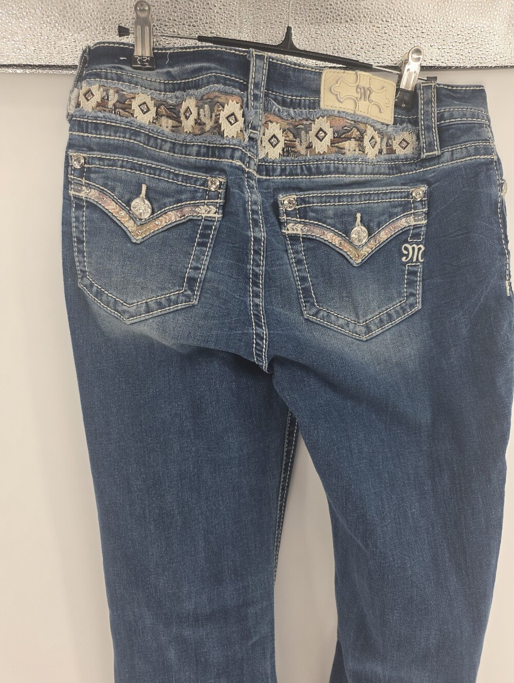 Miss Me Jeans 29 Mid Rise Boot M3793B Inseam 34 Embellished - Picture 8 of 9